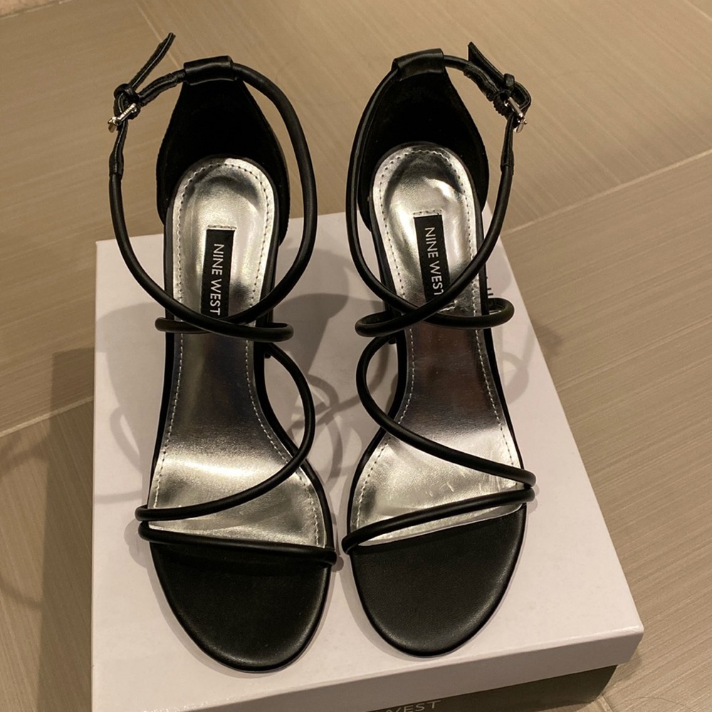 Nine West MAER3 Sandals